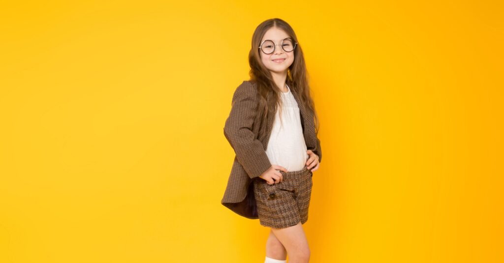 01.Perfect Outfit for Your Childs School Photo Day